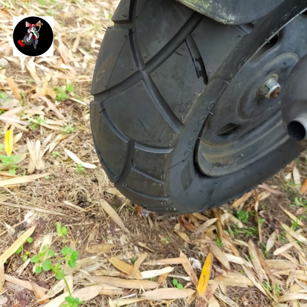 西京区 ズーマー 前後タイヤ交換 出張修理 バイクの救急隊 Rosso ロッソ 京都で出張バイク修理 ﾒﾝﾃﾅﾝｽならお任せ下さい